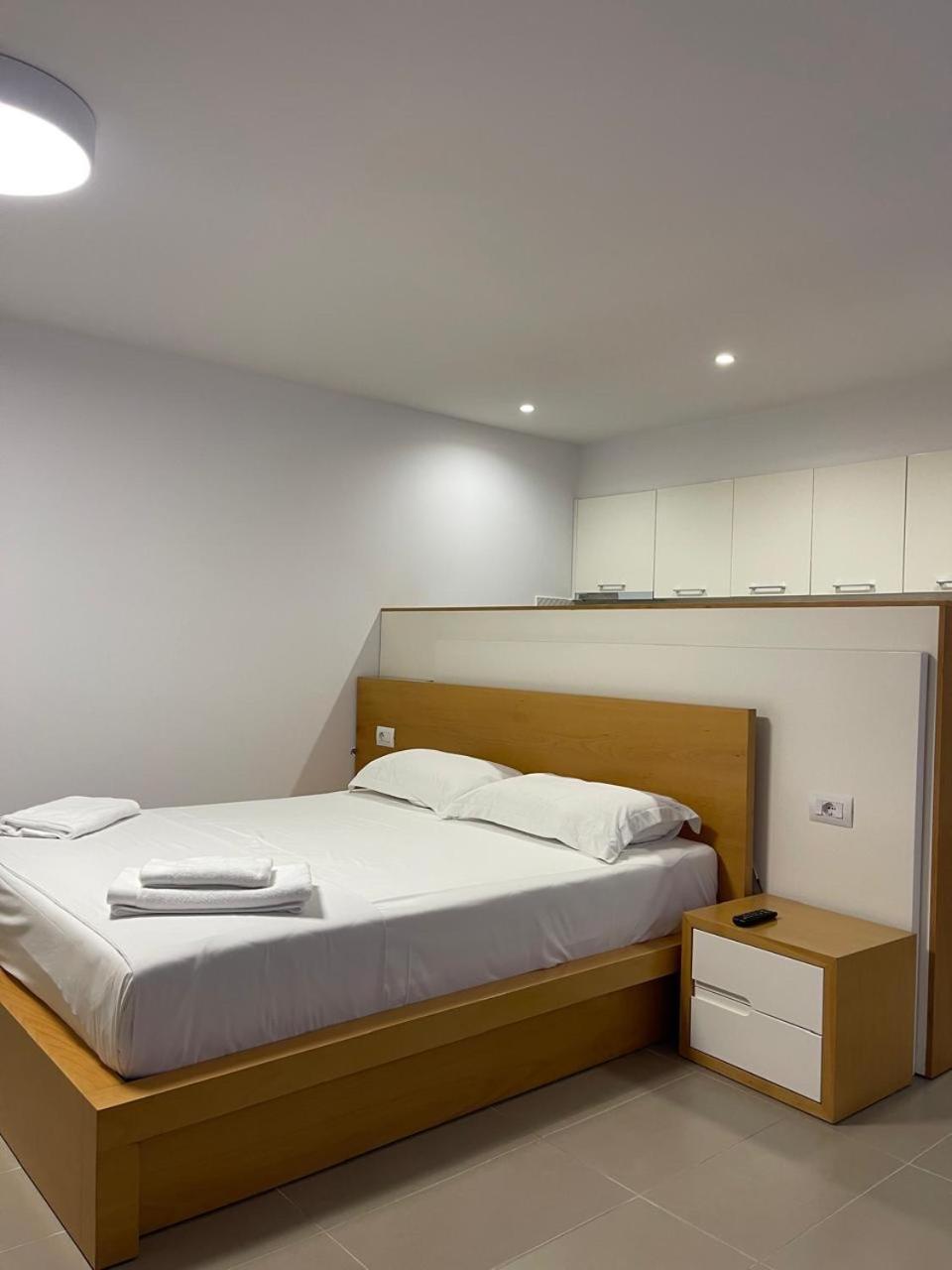 Sunrise Luxury Apartments Sarandë Exterior foto